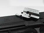 點一下即可放大預覽 -- 楓葉精密 GHK Glock G17 Gen3 瓦斯手槍 新式改裝HOP座